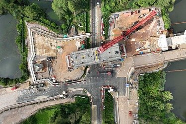 Bird's eye view of a construction site of the HS2 road construction project in Great Britain 