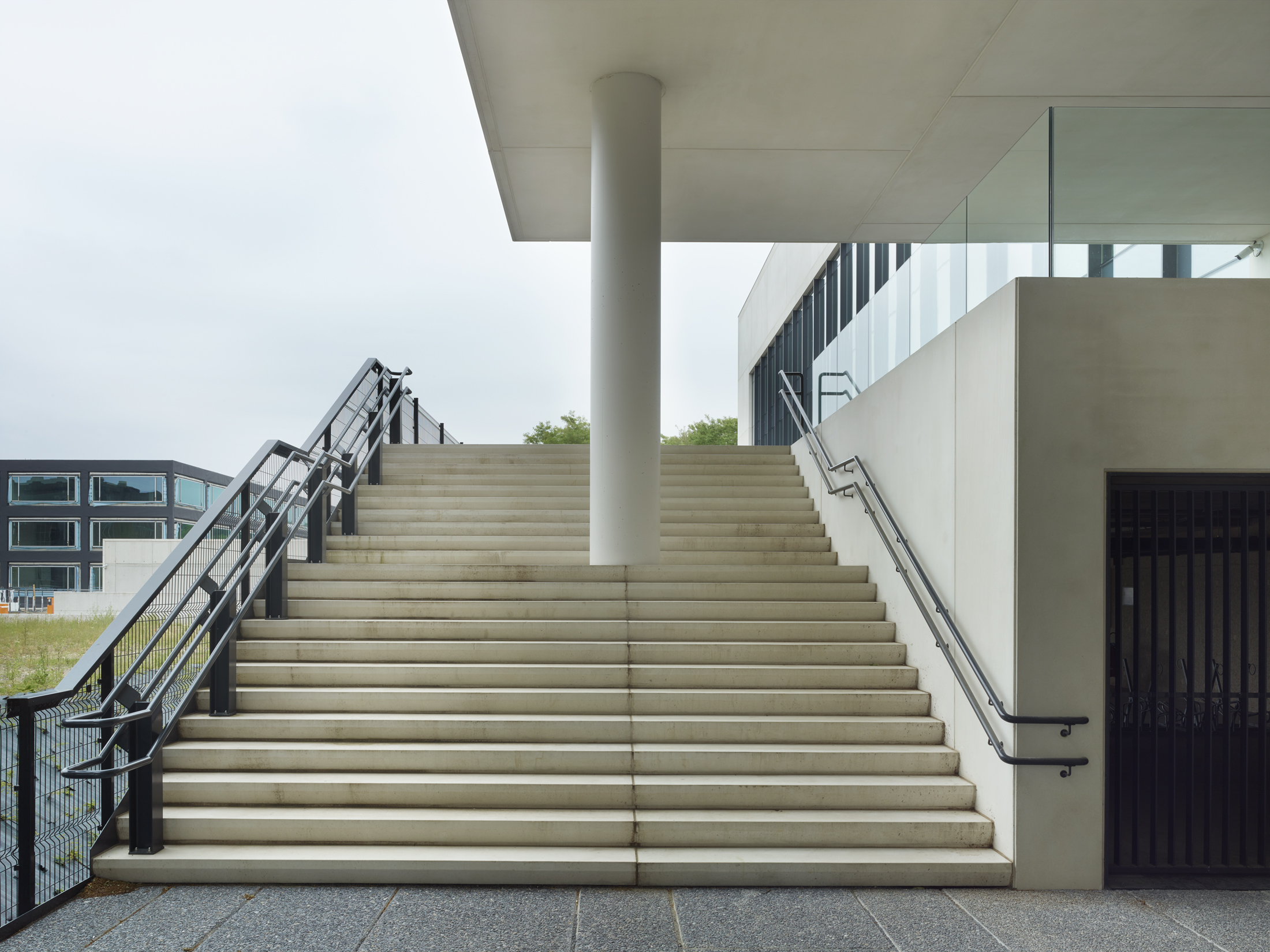 Terrassenansicht der STRABAG Niederlassung in Genk