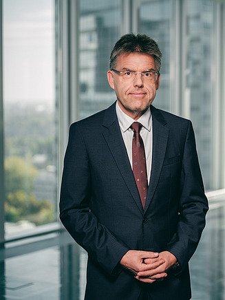 Foto von Mag. Christian Harder, Vorstandsmitglied und Finanzvorstand STRABAG