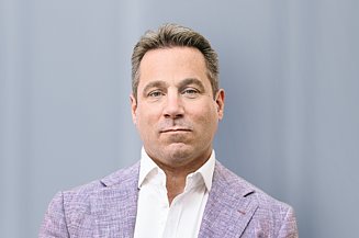 Dipl.-Ing. Sebastian Haselsteiner, Member of the Supervisory Board of STRABAG SE Photo of Dipl.-Ing. Sebastian Haselsteiner, Member of the Supervisory Board of STRABAG SE